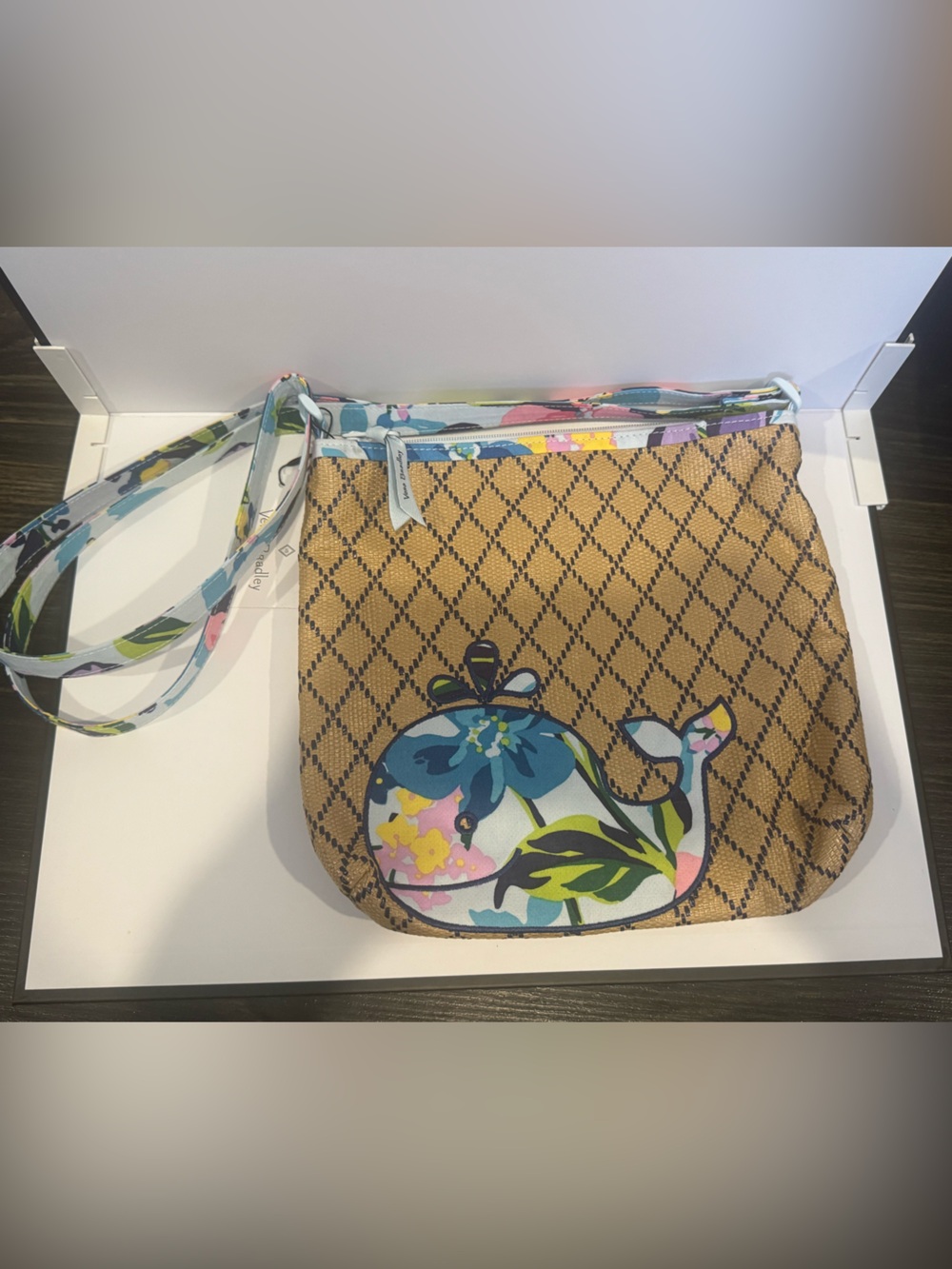 Vera Bradley NWT Beach Crossbody Bag Whale Woven Straw Marian Floral Purse
